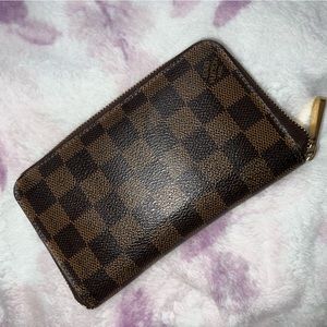 Louis Vuitton Damier Ebene Pattern Coated Canvas Zippy Compact Wallet